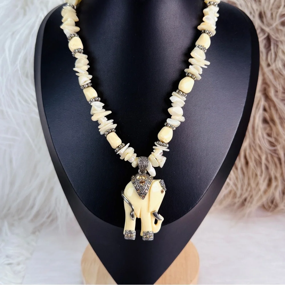Vintage Cream Polished Stone Weighted Necklace with good luck Elephant Pendant